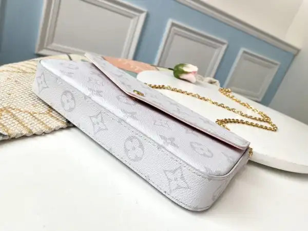 Affordable LOUIS VUITTON POCHETTE FÉLICIE