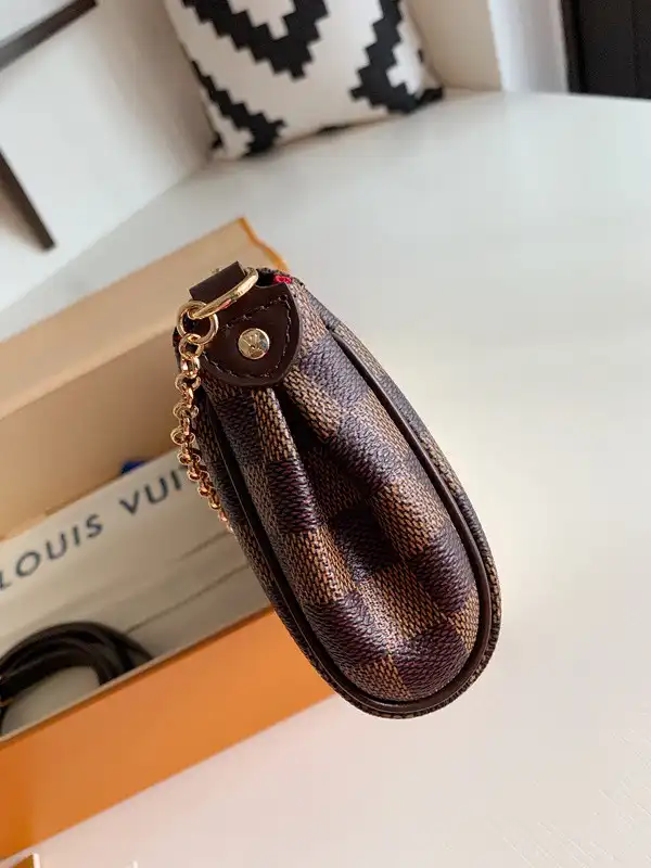 First bag ru LOUIS VUITTON EVA