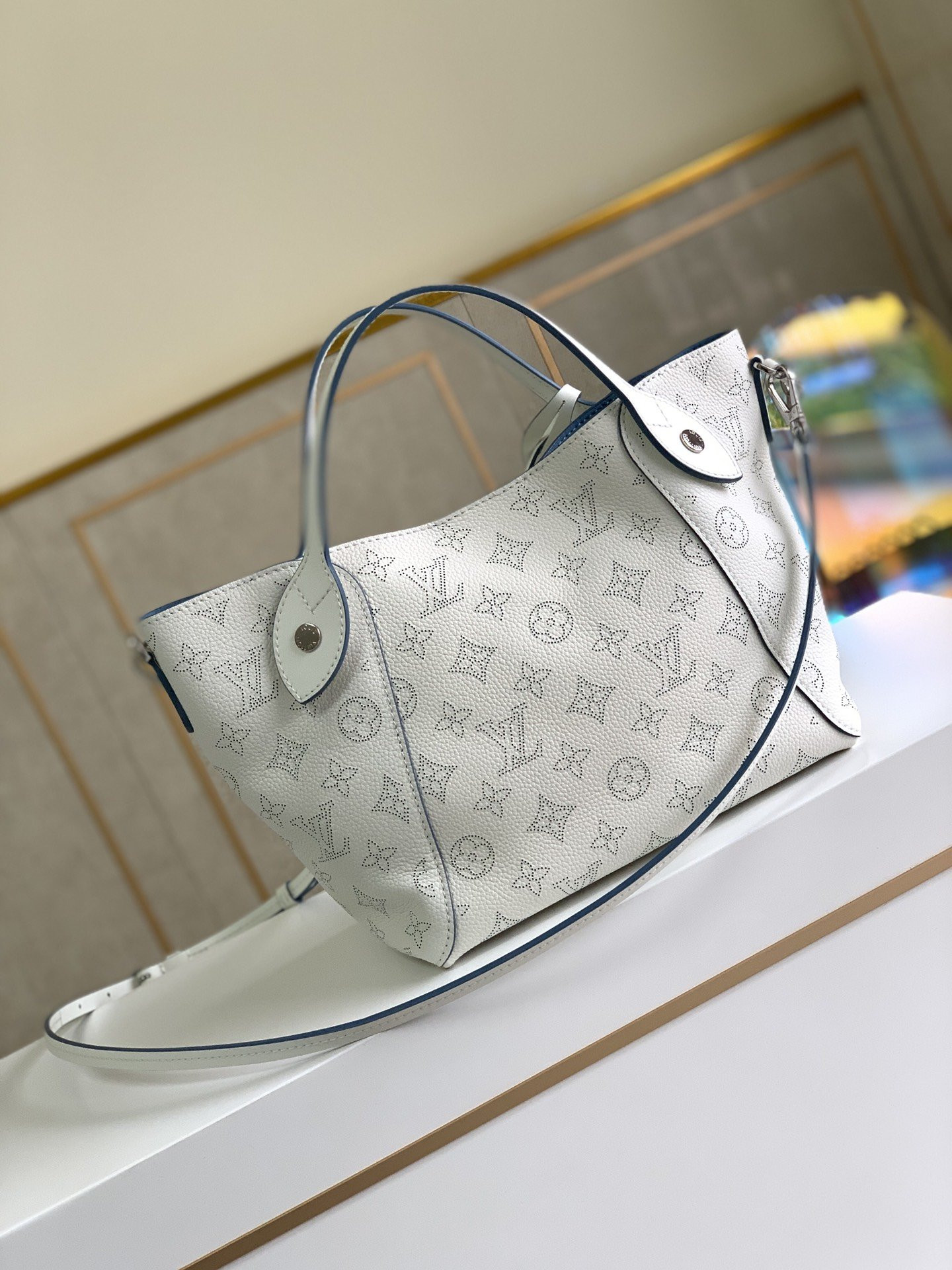 HOT SALE LOUIS VUITTON HINA PM