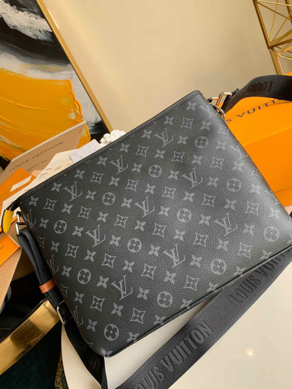 HOT SALE LOUIS VUITTON MESSENGER BAG