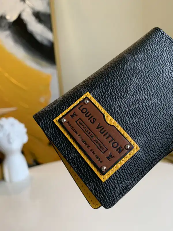 TO LOUIS VUITTON POCKET ORGANIZER