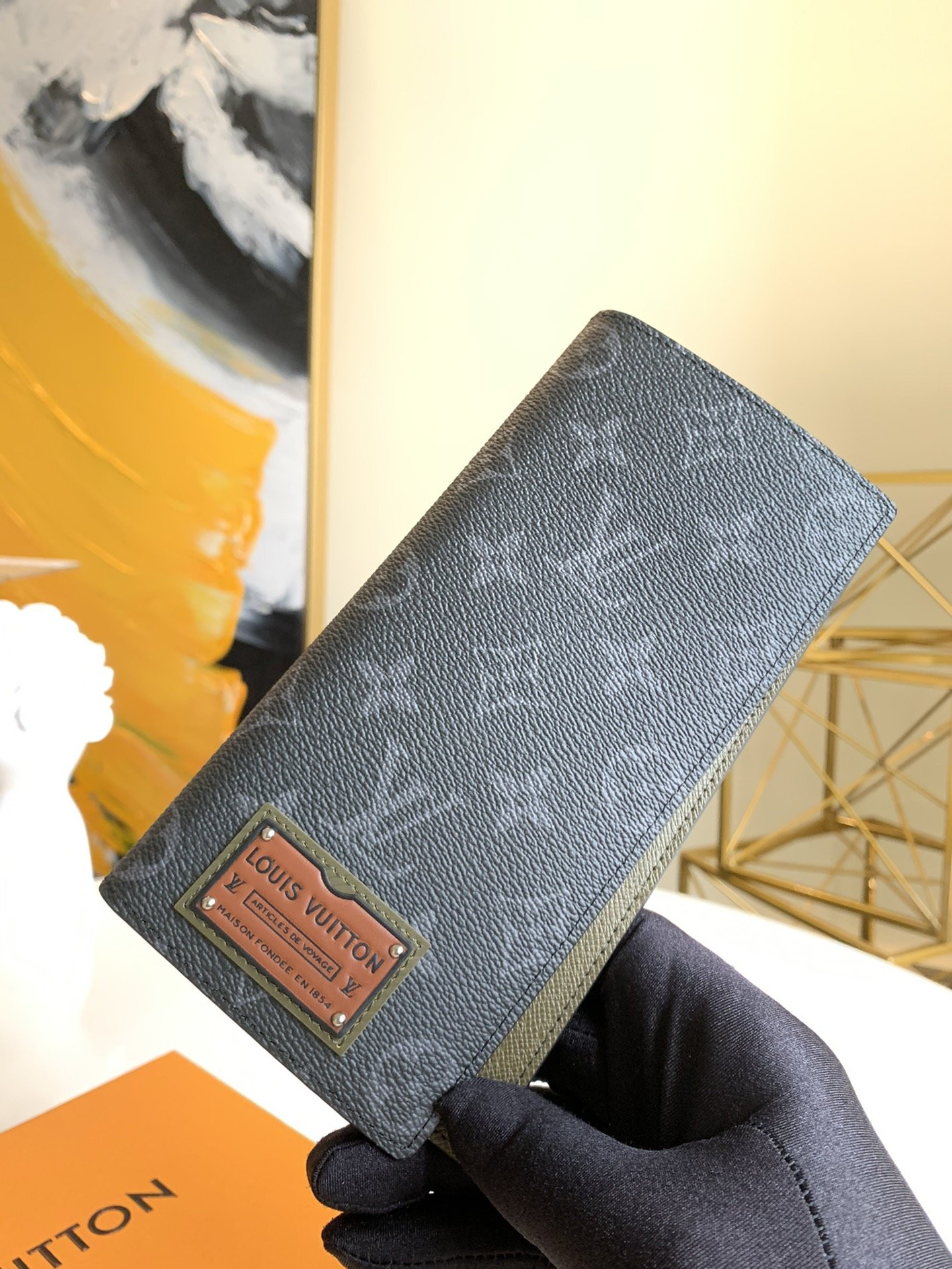 LOUIS VUITTON BRAZZA WALLET