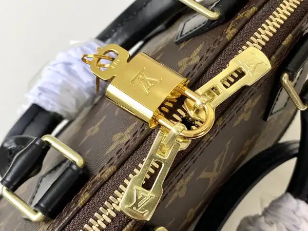 LOUIS VUITTON ALMA BB