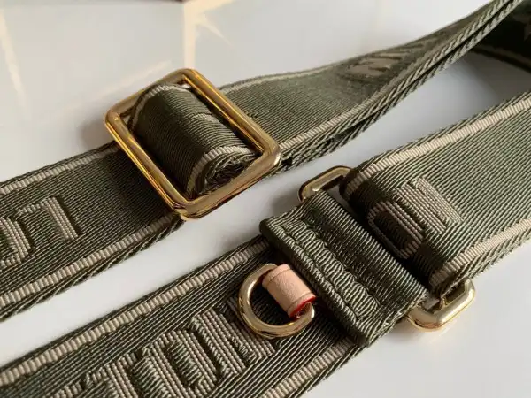 Frstbag ru LOUIS VUITTON STRAP