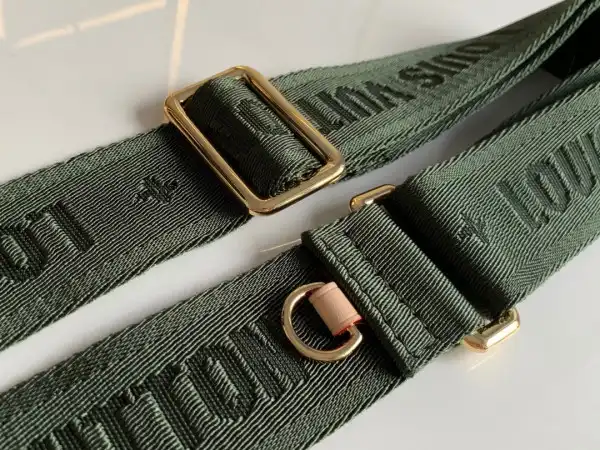 Bagsoffer yupoo LOUIS VUITTON STRAP