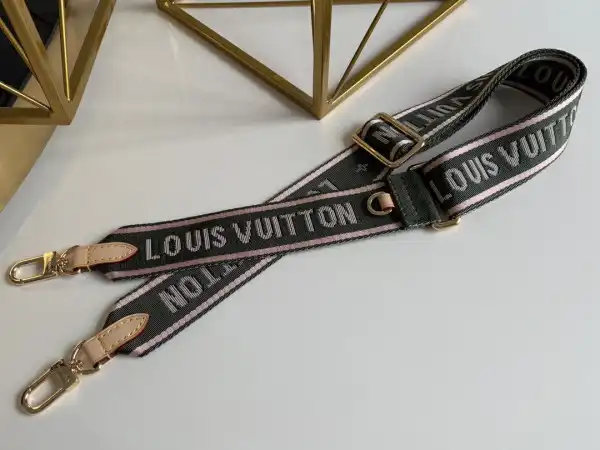 Firstbag Ru LOUIS VUITTON STRAP