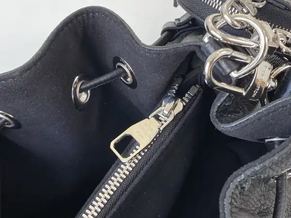 First bag ru LOUIS VUITTON MURIA