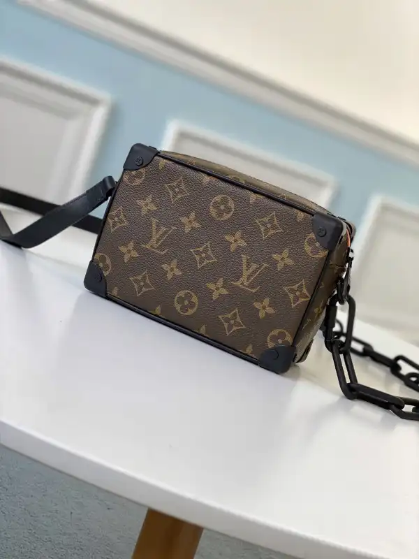 Affordable LOUIS VUITTON SOFT TRUNK