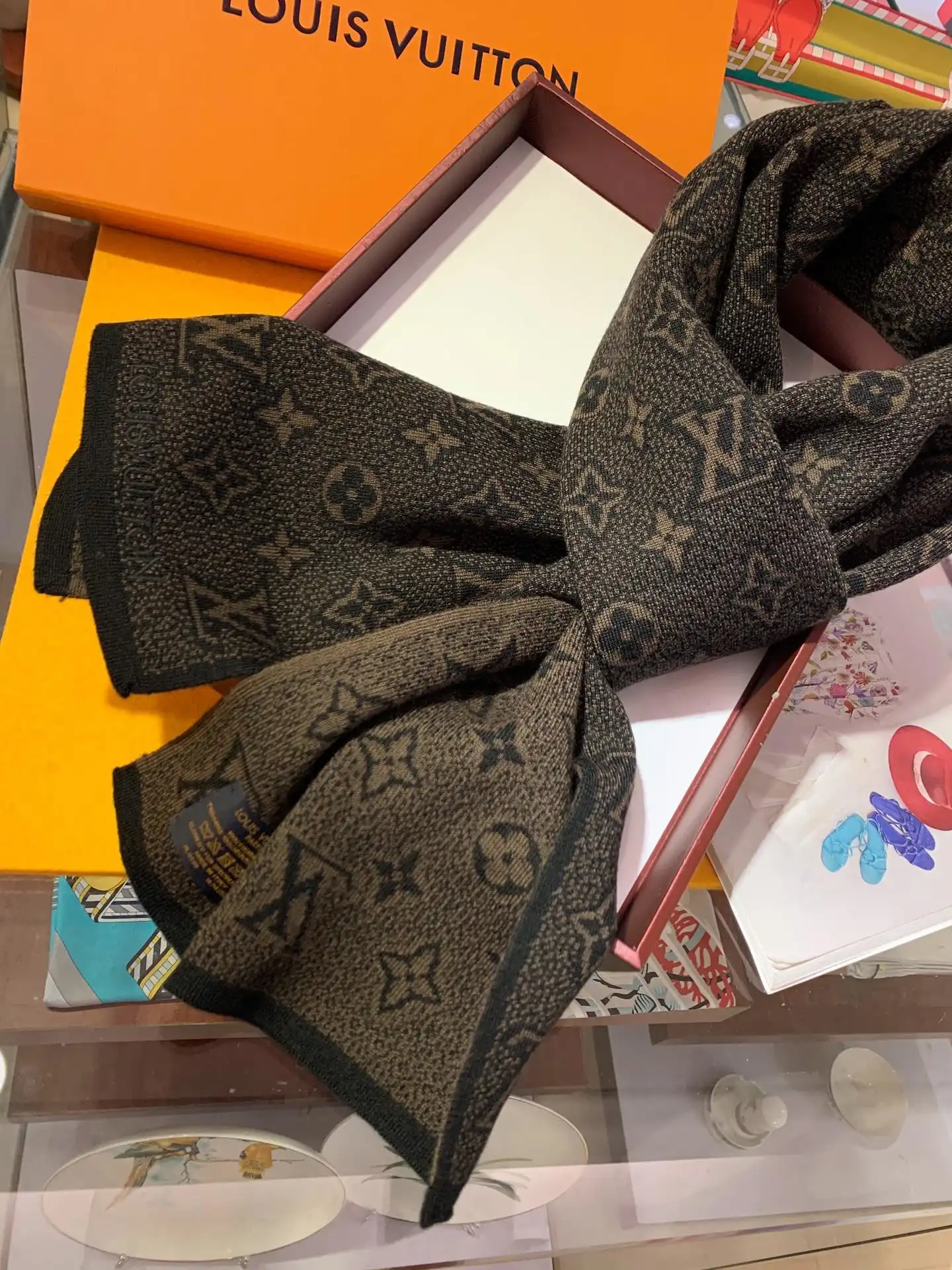 Frstbag ru LOUIS VUITTON SCARF