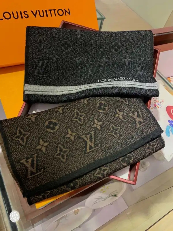 Frstbag ru LOUIS VUITTON SCARF