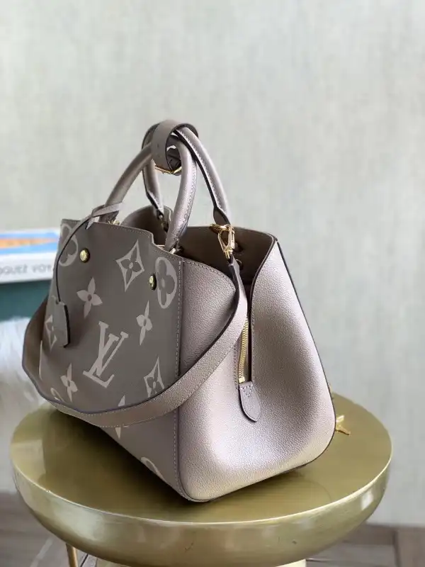 LOUIS VUITTON MONTAIGNE MM