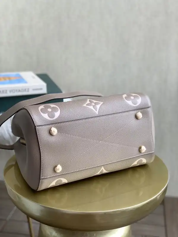 LOUIS VUITTON MONTAIGNE MM