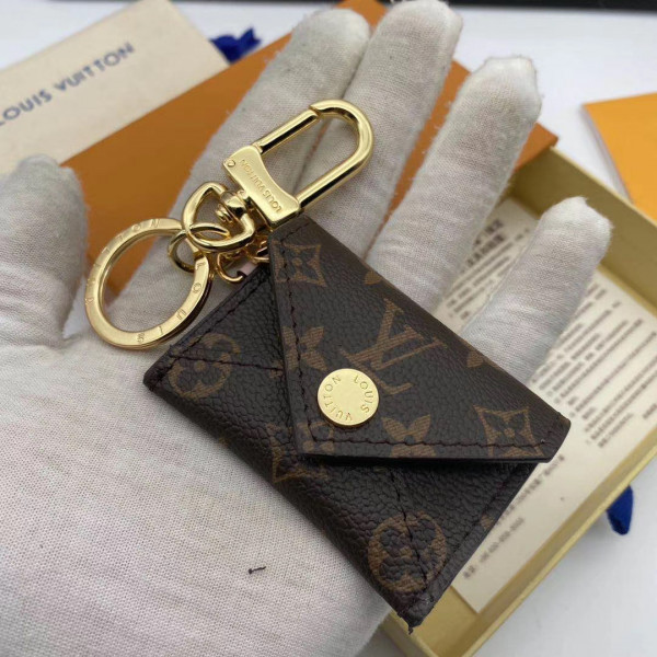 HOT SALE LOUIS VUITTON KIRIGAMI POUCH BAG CHARM AND KEY HOLDER