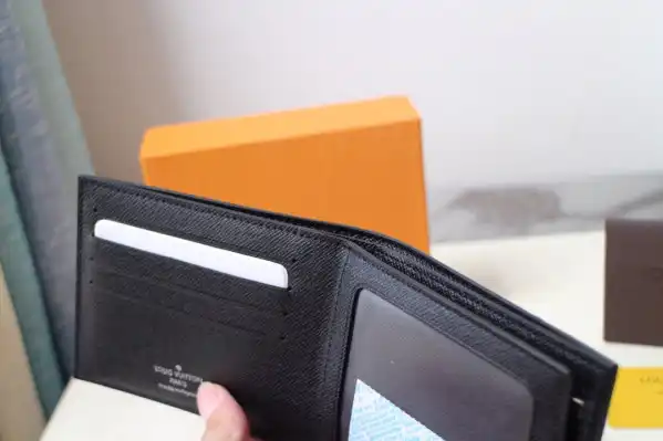 Affordable LOUIS VUITTON AMERIGO WALLET