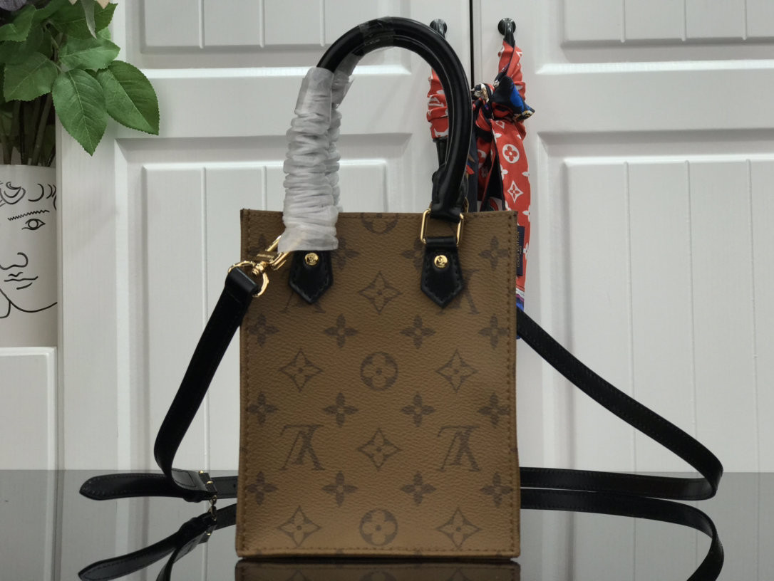 HOT SALE LOUIS VUITTON PETIT SAC PLAT