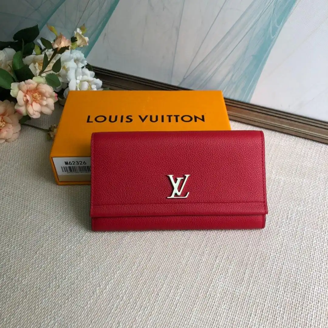 Cheap LOUIS VUITTON LOCKME WALLET