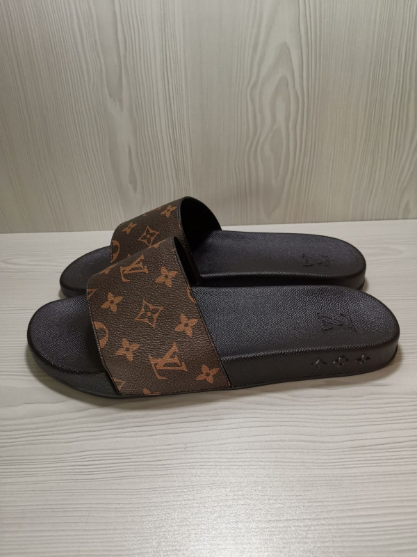 HOT SALE LOUIS VUITTON SLIPPERS