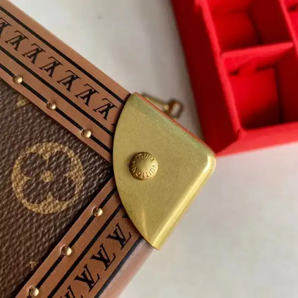 LOUIS VUITTON JEWELRY BOX