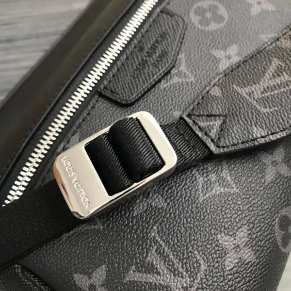 Aaa replica bags LOUIS VUITTON OUTDOOR MESSENGER