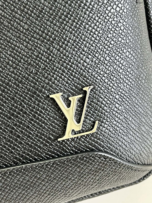 HOT SALE LOUIS VUITTON AVENUE SLING BAG