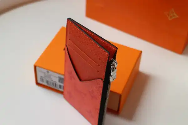 TO LOUIS VUITTON COIN CARD HOLDER