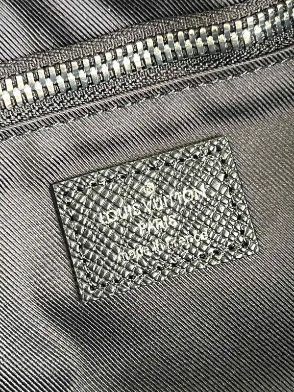 Cheap LOUIS VUITTON NEW FLAP MESSENGER