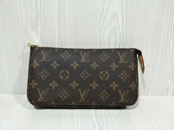 Frstbag ru Louis Vuitton POCHETTE ACCESSOIRES