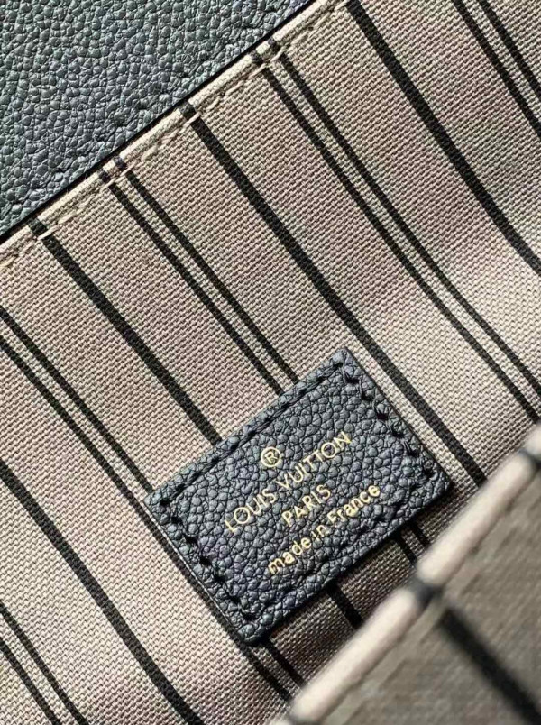 HOT SALE Louis Vuitton Pochette Metis