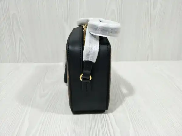 Aaa replica bags LOUIS VUITTON SAINTONGE