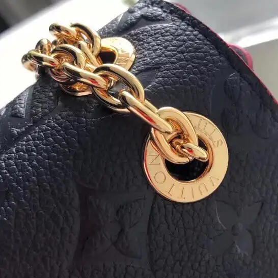 Rep LOUIS VUITTON VAVIN PM