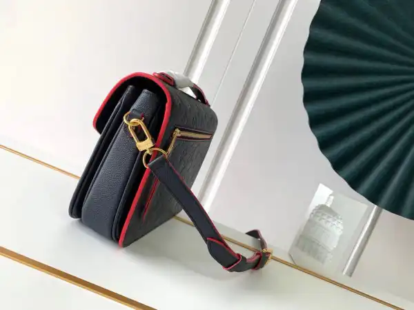 Louis Vuitton Pochette Metis