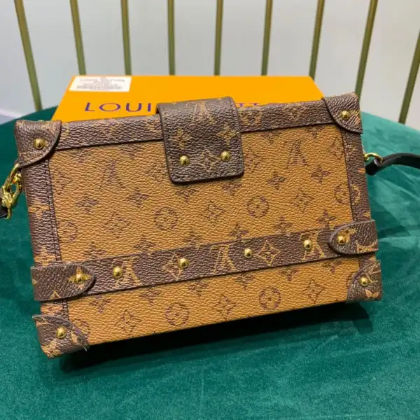 Yupoo bagsoffer LOUIS VUITTON PETITE MALLE