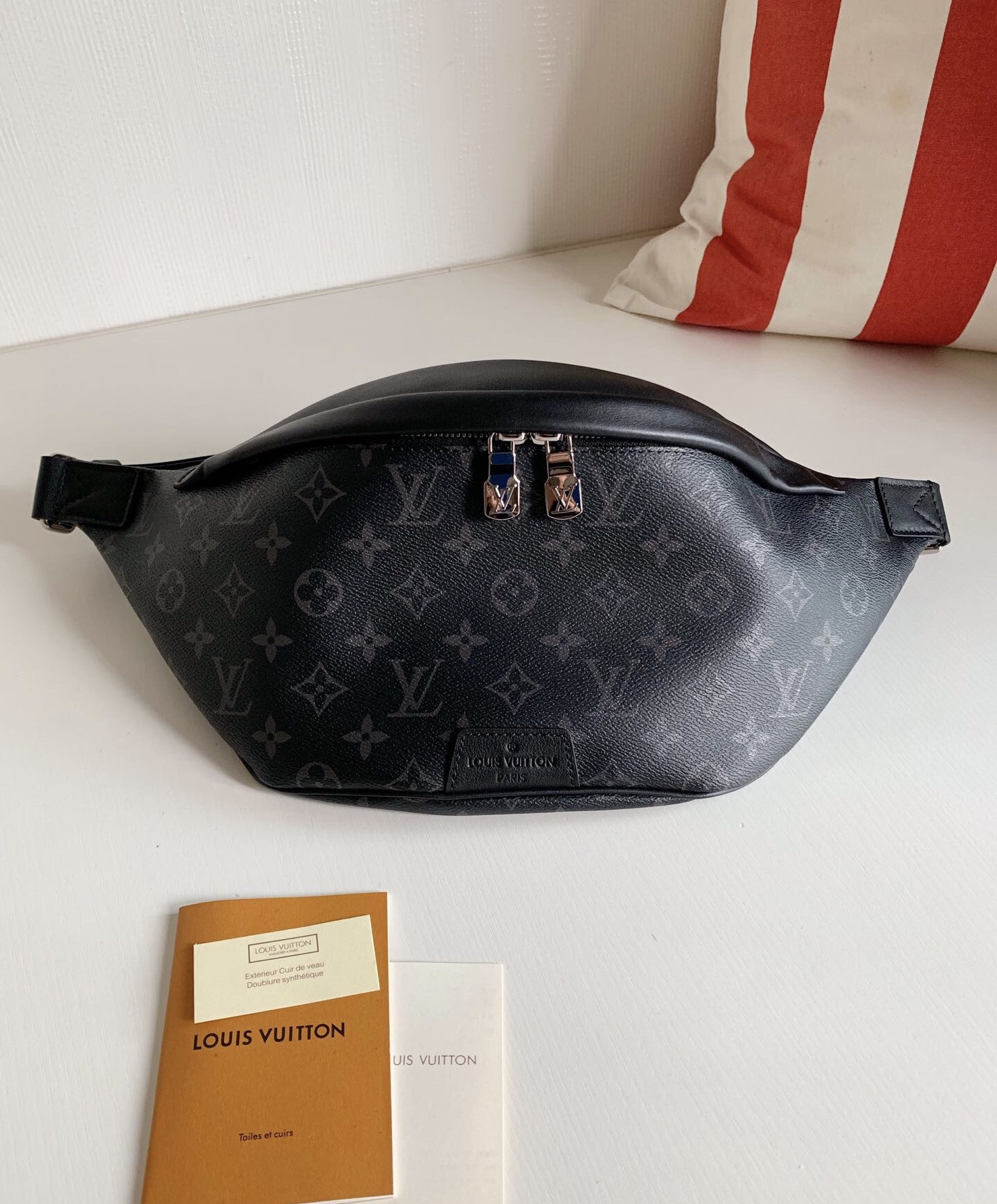 HOT SALE LOUIS VUITTON DISCOVERY BUMBAG