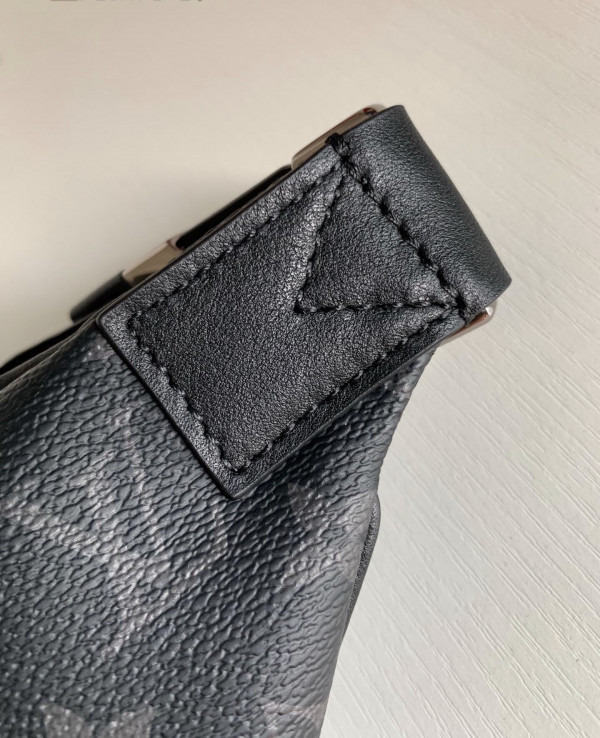 HOT SALE LOUIS VUITTON DISCOVERY BUMBAG