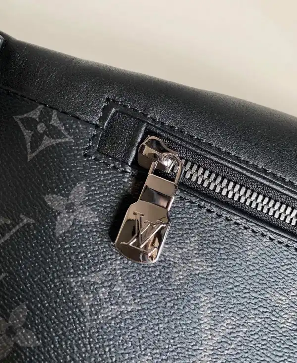 Frstbag ru LOUIS VUITTON DISCOVERY BUMBAG