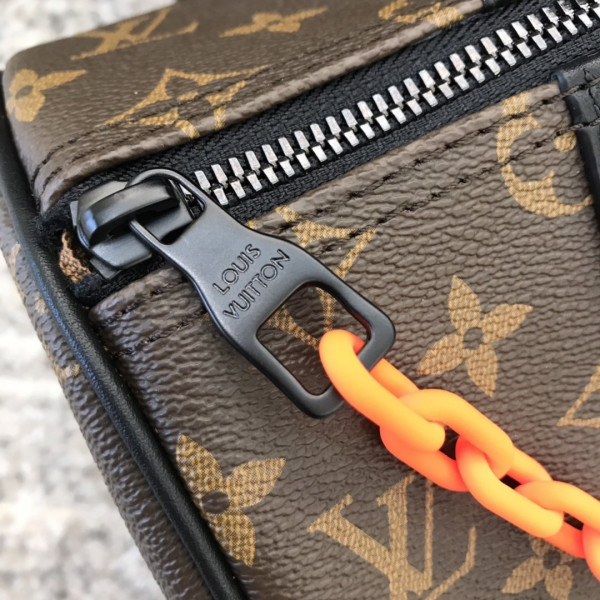 LOUIS VUITTON PAPILLON