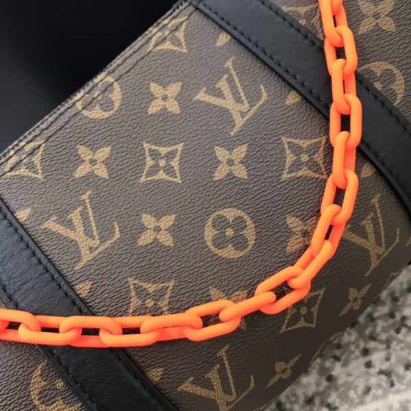 LOUIS VUITTON PAPILLON