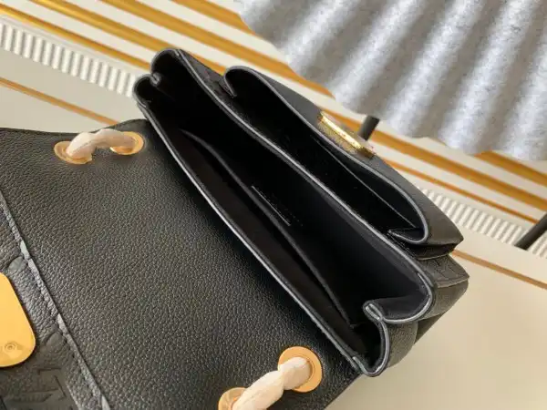 Affordable LOUIS VUITTON VAVIN BB