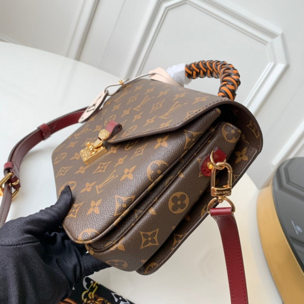 HOT SALE LOUIS VUITTON POCHETTE METIS