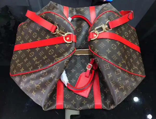 Frstbag ru LOUIS VUITTON KEEPALL BANDOULIÈRE 50