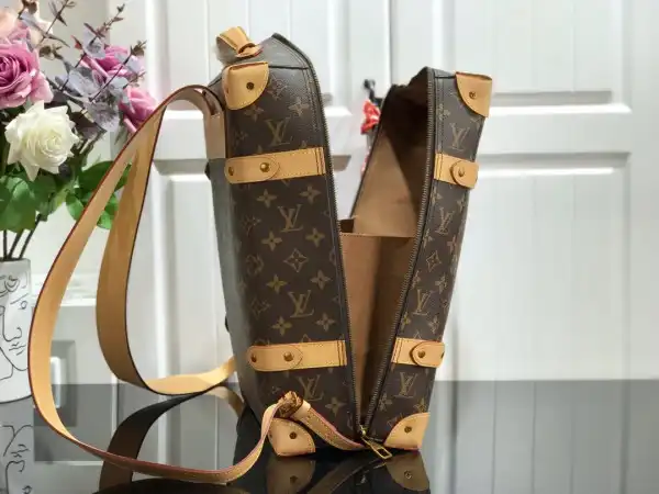 Frstbag ru LOUIS VUITTON SOFT TRUNK BACKPACK PM