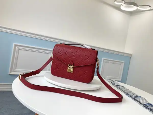 TO LOUIS VUITTON POCHETTE METIS