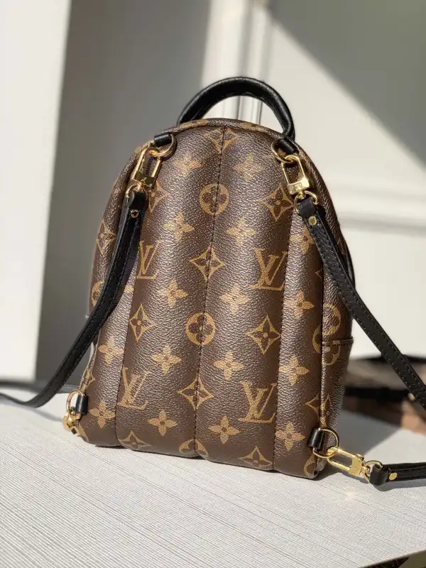 First bag ru LOUIS VUITTON PALM SPRINGS MINI NEW EDITON