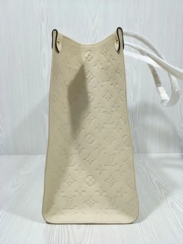 First bag ru LOUIS VUITTON ONTHEGO GM