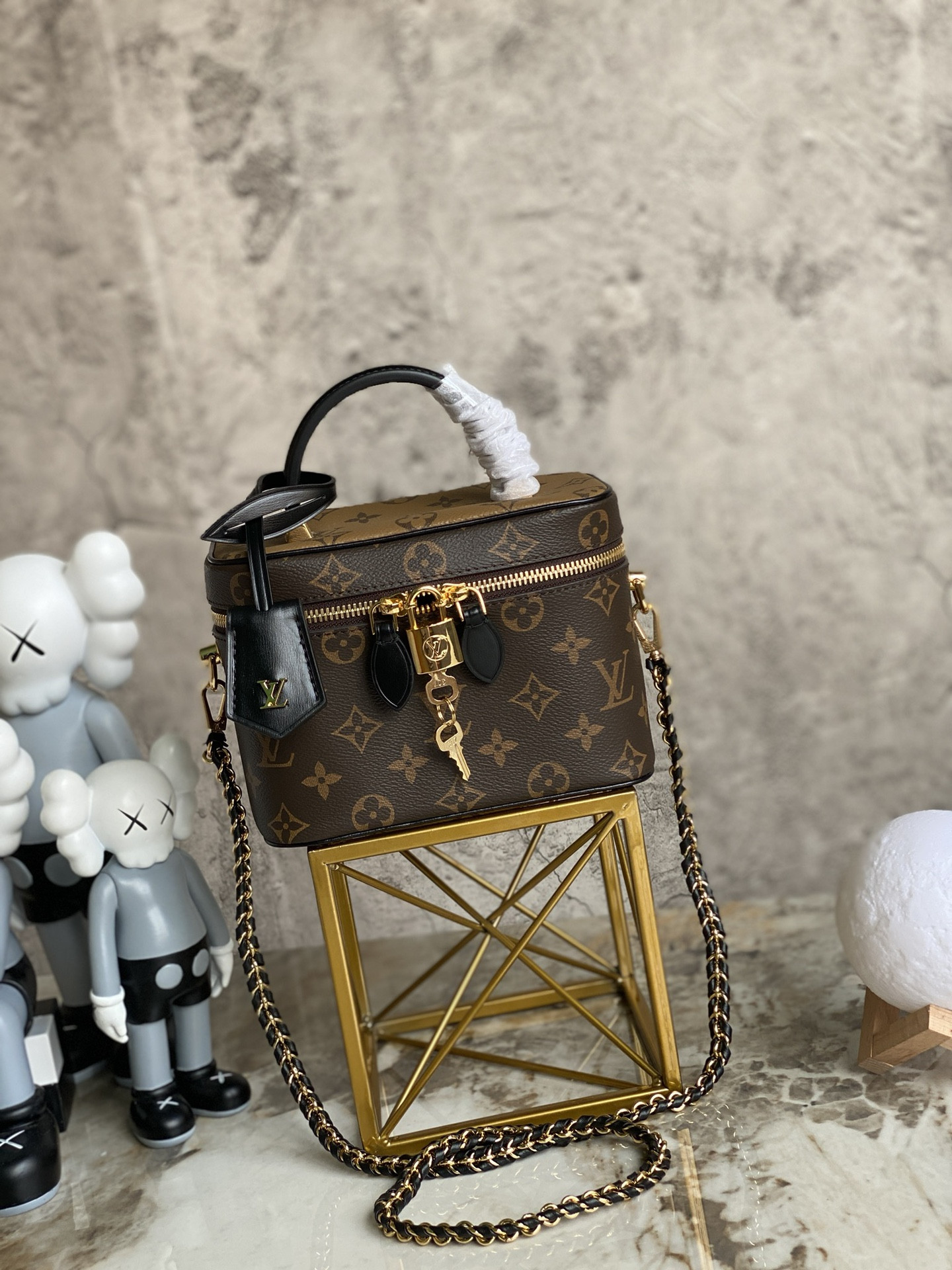 [FREE SHIPPING] LOUIS VUITTON VANITY PM