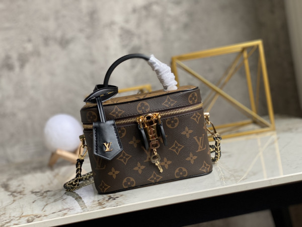 [FREE SHIPPING] LOUIS VUITTON VANITY PM