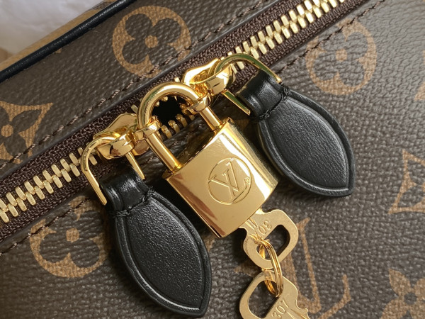 [FREE SHIPPING] LOUIS VUITTON VANITY PM