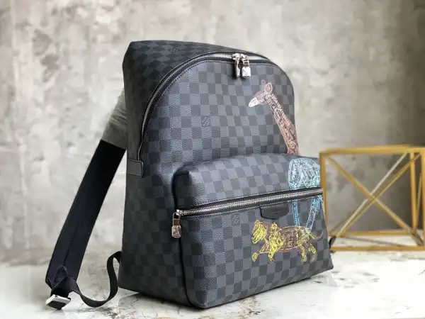 LOUIS VUITTON DISCOVERY BACKPACK