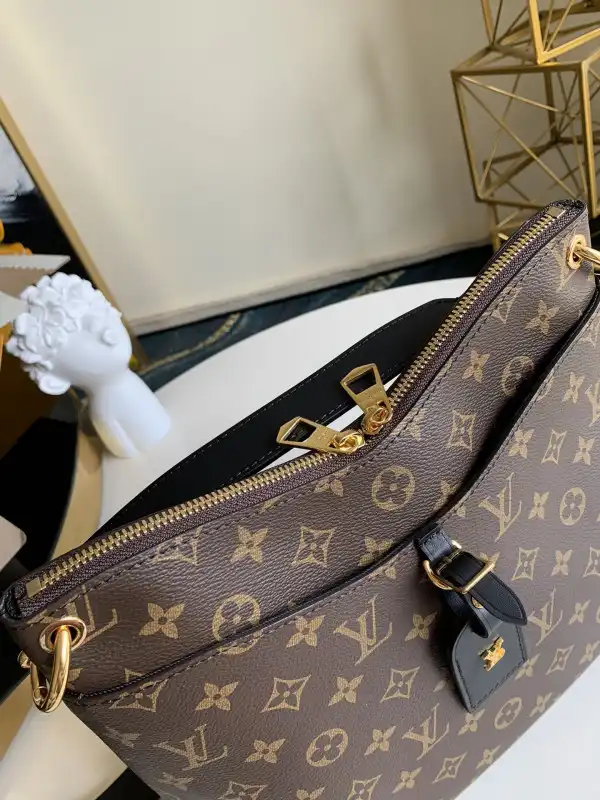 Cheap LOUIS VUITTON ODÉON MM