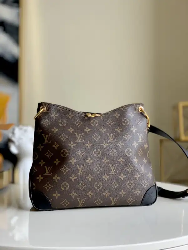 Rep LOUIS VUITTON ODÉON MM